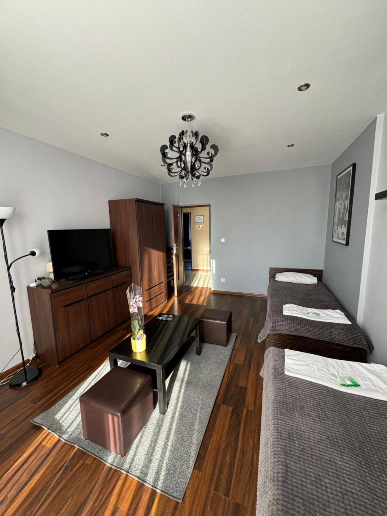 Apartament Sandra Келце Екстериор снимка